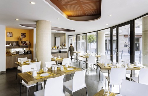 Clemenceau Apartment | Studio Lumineux et Abordable avec Balcon