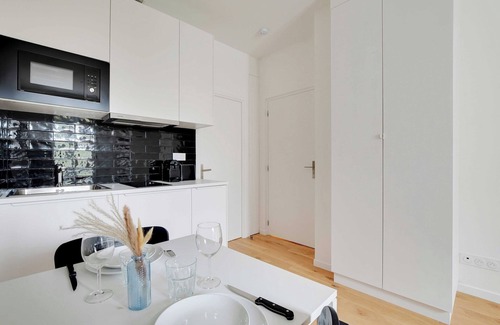 Centre Apartment | Studio Moderne - 2P- Nanterre