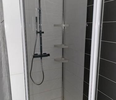 Freistroff Apartment | Studio moderne entièrement rénové.