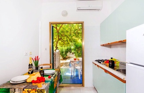 Scialara Apartment | Studio 'Sabbia D'oro' with Shared Pool and Wi-Fi