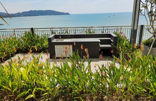 Perkampungan Peramu Apartment | Studio Seaview