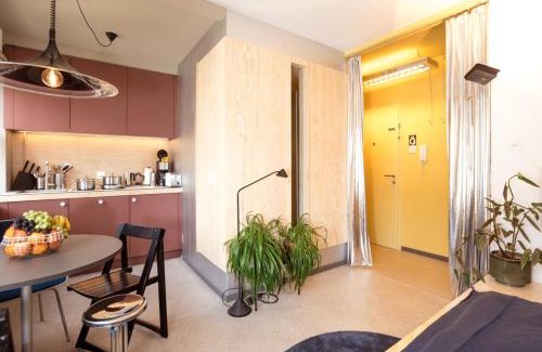 Basel City Centre Apartment | Studio Silver, Cosy-Central-City Appartment