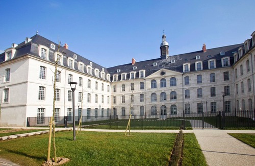 Sainte-Anne - Faubourg Noyon Apartment | Studio spacieux, près monuments historiques