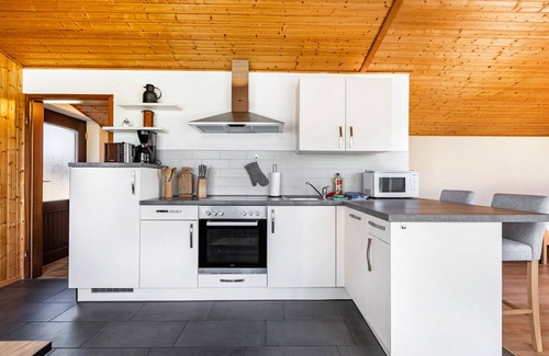 Weddingstedt Apartment | Studio 'Wiesenblick 2' with private terrace, private garden and Wi-Fi