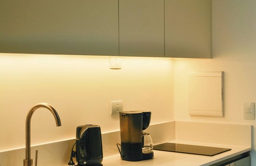 Retiro Apartment | Studio with Amenities and River View by BT Homes