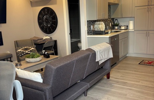 Moreno Valley Apartment | Studio with Murphy Bed, AC/Heating, WiFi, Fitness Equipment, Moreno Valley