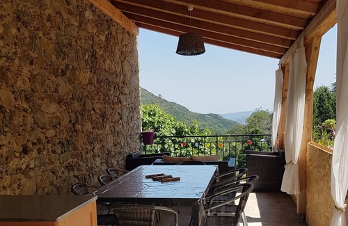 Guiselle Apartment | Studios at Gîte casa di l apa, Corsican center