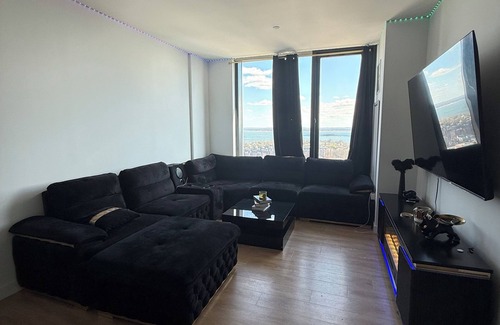 New Rochelle Apartment | Stunning 1-Bed, 1-Bath with Breathtaking Views & Luxury Finishes