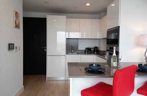 Gibraltar Apartment | Stunning 1-Bed Luxury Studio in Gibraltar