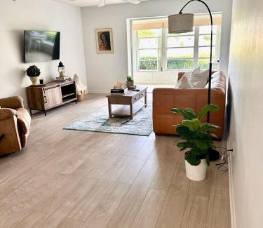 Lely Golf Estates Apartment | Stunning 2-Bd Condo Naples, 55+, pool, Chickee, golf