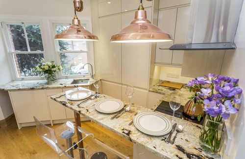 South Richmond Apartment | Stunning 2 bed apartment in Richmond with free off-street parking