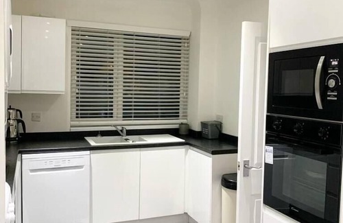 Pembroke Dock House | Stunning 2-Bed House in Pembroke Dock