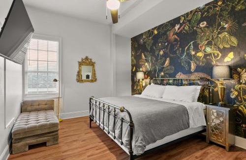 Saint Thomas Development Apartment | Stunning 2-Bedroom Garden District Newly Renovated