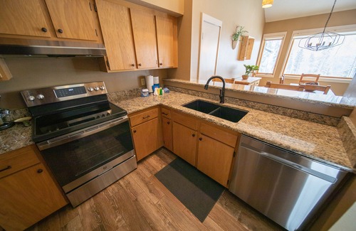 Keystone Condo | Stunning 2B/3B Perfect for families, Indoor pool