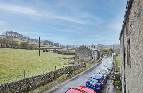 Skipton House | Stunning 3 bed Yorkshire Dales cottage