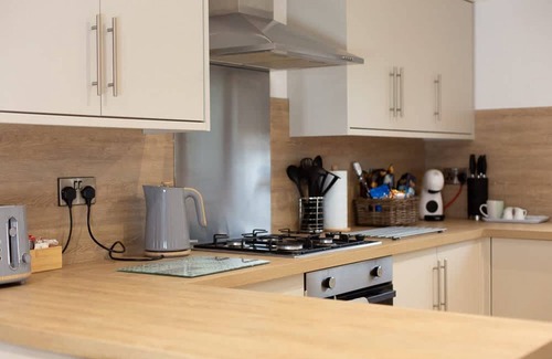 Wilberfoss Apartment | Stunning 3 Bedroom Lodge With Hot Tub in York