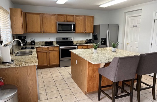 Sunrise Lakes House | Stunning 4 Bed Orlando Villa, S/W Facing Pool With Lake View Near Disney