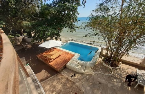 Tunguu Villa | Stunning 4-Bed Villa | Sea Views from Every Bedroom | Your Secluded Escape!