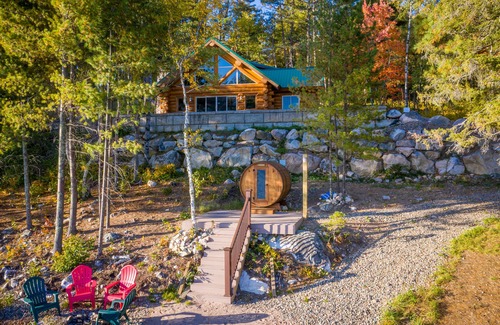 Ely Cabin | Stunning 4 Season Lake Burntside Log Cabin