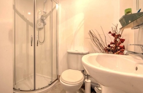 South Galson House | Stunning 5-Bed House in Inverness
