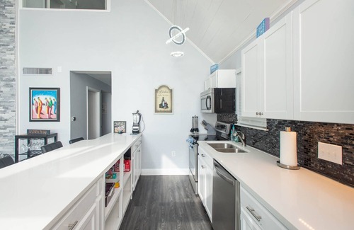 Malakoff House | Stunning A-Frame on Main Water of Cedar Creek Lake