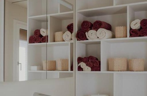 Quarten Apartment | Stunning and Modern House On The Lake
