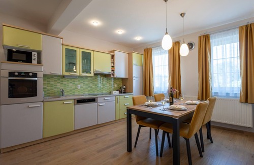 Osijek Apartment | Stunning apartment in Visnjevac with sauna