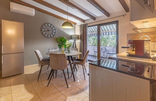 Sveta Nedelja Apartment | Stunning apartment in Labin with WiFi
