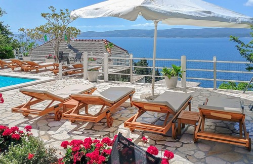 Mimice Apartment | Stunning apartment in Mimice with WiFi