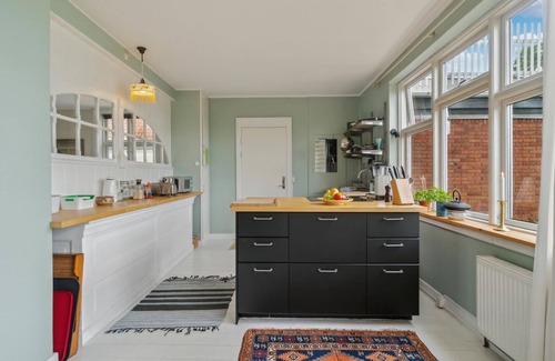 Bolshavn Apartment | Stunning apartment in Svaneke with WiFi