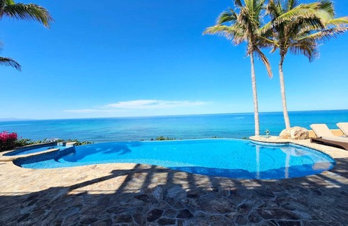 Pescadero House | Stunning Beach Front Hacienda with private beach and pool