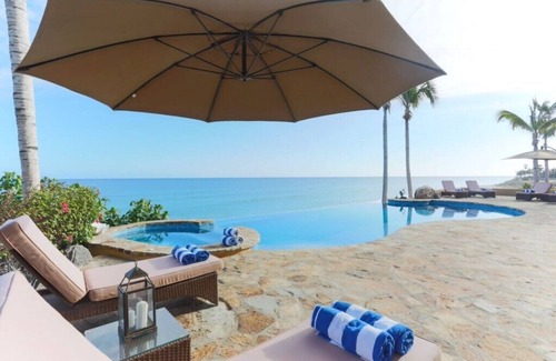 Pescadero House | Stunning Beach Front Hacienda with private beach and pool
