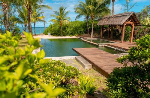 Belle Mare Apartment | Stunning Belle Mare luxury Beachfront Apartment
