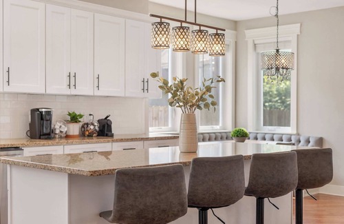 Birmingham House | Stunning Birmingham 4BR/4.5BA Home - Walk to Town!