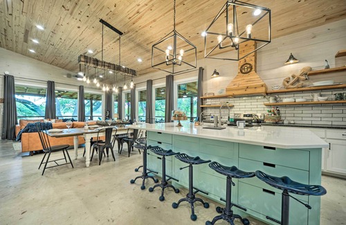 Blanco House | Stunning Blanco Home w/Direct River Access!
