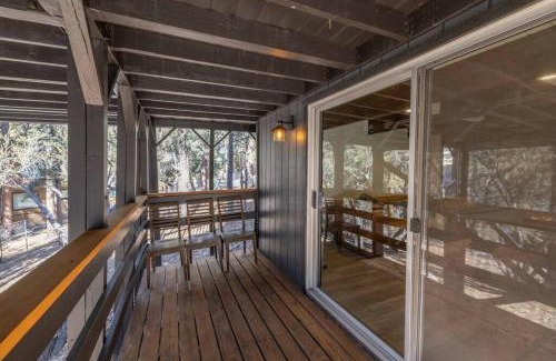 Whispering Forest House | Stunning Cabin with Private Deck