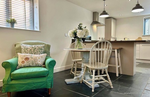 King's Bromley Apartment | Stunning Canalside Barn - 5 minutes from the "National Memorial Arboretum"