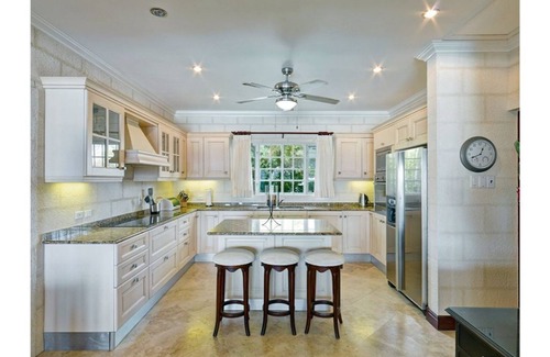 Diamond Valley Villa | Stunning Clifftop, Oceanfront Villa with Breathtaking Views