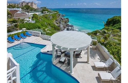 Diamond Valley Villa | Stunning Clifftop, Oceanfront Villa with Breathtaking Views