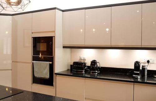 Largs House | Stunning Coach House