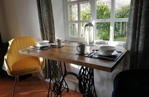 Grampound House | Stunning cosy barn in peaceful rural Cornwall