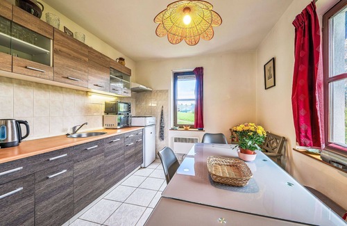 Ceska Metuje House | Stunning private villa with pool, WIFI, TV, patio, pets allowed, panoramic view and parking