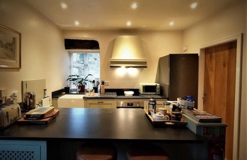 Gargrave Cottage | Stunning detached cottage, Gargrave centre, private garden & outdoor bath