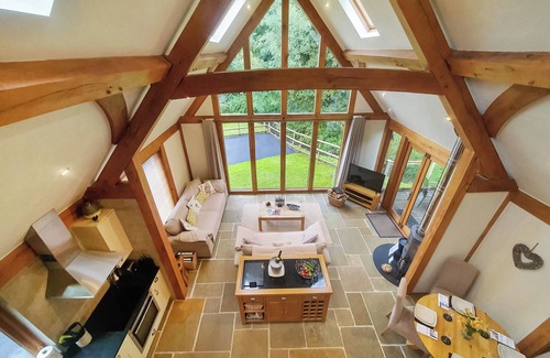 Battle Cottage | Stunning eco lodge in the heart of The Brecon Beacons, sleeping four guests in two bedrooms.
