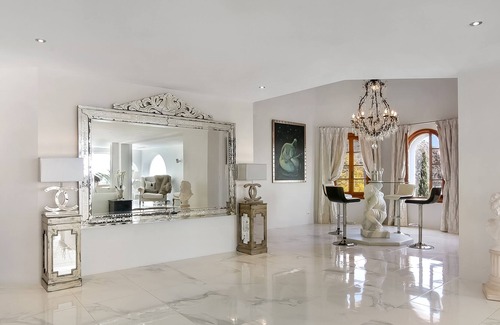 Arnella Villa | Stunning, Fabulous 5 star luxury villa overlooking El Portet Bay.