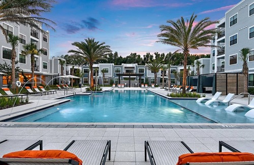 Gainesville Apartment | STUNNING Gainesville 2BR/2BA! Nicest property in Gainesville - Amenities Galore!
