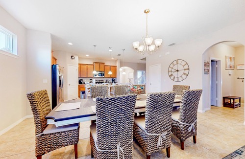 Trafalgar Village House | Stunning getaway with games & clubhouse amenities - near parks
