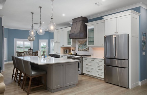 Beachview Country Club Estates House | Stunning Golf Course Estate in Beachview