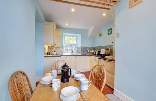 Llwyngwril House | Stunning Grand Country House, Fabulous Sea Views in Llwyngwril Snowdonia (Eryri)