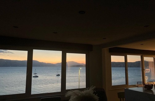 Gourock Apartment | Stunning high spec apartment with Panoramic river views of the Clyde.
